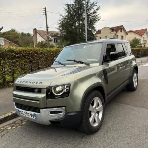 Alternative view of Land rover defender IV 2.0 P400E PHEV