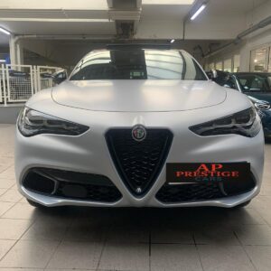 ALFA ROMEO STELVIO (2) 2.2 210 Q4 COMPETIZIONE AT8 – Image 2