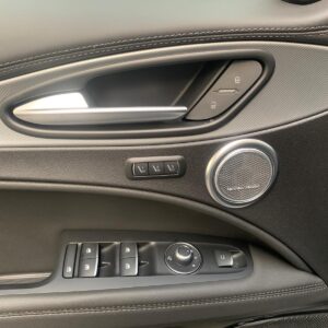 ALFA ROMEO STELVIO (2) 2.2 210 Q4 COMPETIZIONE AT8 – Image 19