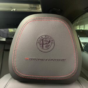 ALFA ROMEO STELVIO (2) 2.2 210 Q4 COMPETIZIONE AT8 – Image 24