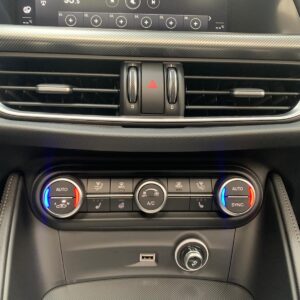 ALFA ROMEO STELVIO (2) 2.2 210 Q4 COMPETIZIONE AT8 – Image 28