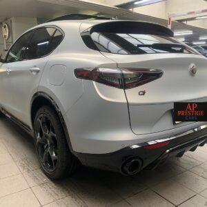 ALFA ROMEO STELVIO (2) 2.2 210 Q4 COMPETIZIONE AT8 – Image 3