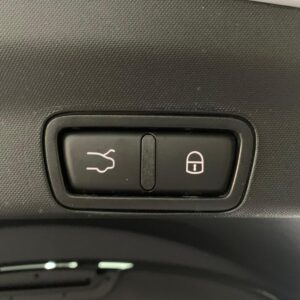 ALFA ROMEO STELVIO (2) 2.2 210 Q4 COMPETIZIONE AT8 – Image 35