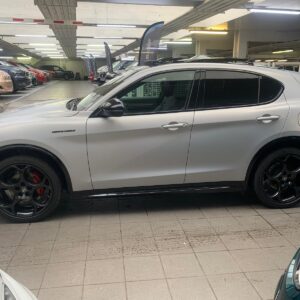 ALFA ROMEO STELVIO (2) 2.2 210 Q4 COMPETIZIONE AT8 – Image 6